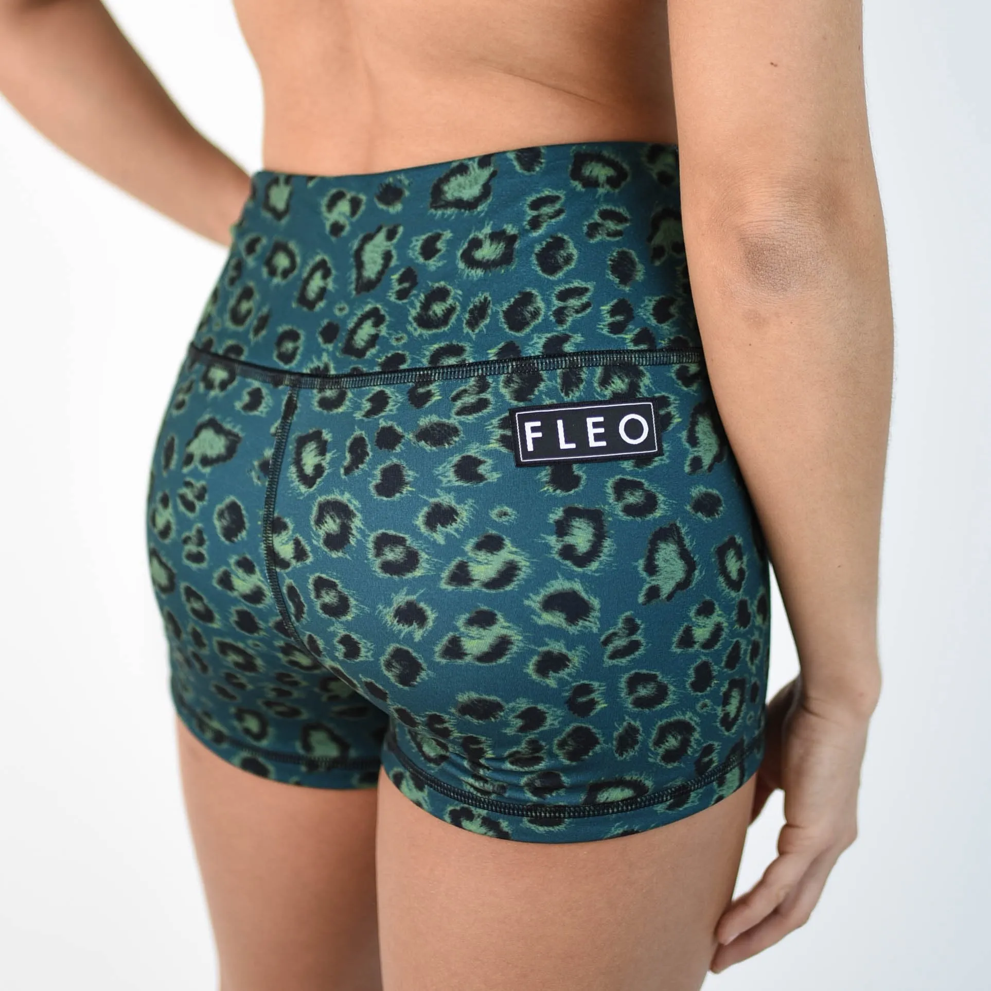 FLEO Night Leopard Shorts (Power High-rise)